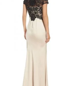 Adrianna Papell - AP1E201377 Floral Lace Sheath Dress Formal Gowns