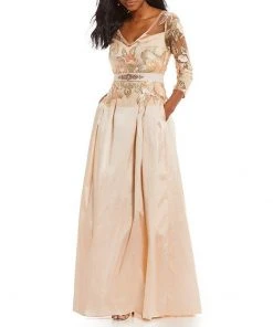 Adrianna Papell - AP1E203037 Floral Embroidered Taffeta A-line Dress