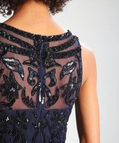 Adrianna Papell - Bateau Neckline Embellished Cocktail Dress AP1E200154