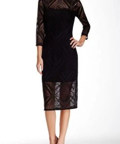 Adrianna Papell - Lace Cut Out Pattern Jewel Neck Dress 16260630 Cocktail Dresses