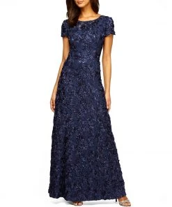 Alex Evenings - Rosette Lace Sequin Short Sleeve A-Line Gown 212788 - 1 Pc Navy In Size 12P Available Formal Gowns