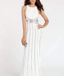 Formal Gowns Alyce Paris - 60537 Fitted Jewel Neck Sleeveless Sheath Evening Gown - 1 Pc Black In Size 8 Available