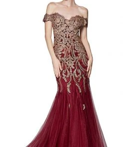 Cinderella Divine - Off Shoulder Beaded Lace Tulle Mermaid Gown KV1035 - 1 Pc Black/Gold In Size 6 Available