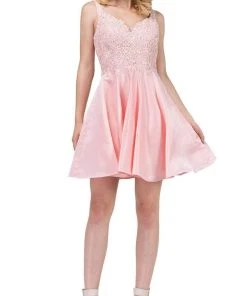 Dancing Queen - 3036 Sleeveless Beaded Lace V-neck Homecoming Dress Cocktail Dresses