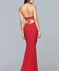 Faviana - S10058 Halter Neck Sheath Jersey Gown