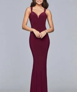 Faviana - S10106 Sleek V-neck Jersey Sheath Dress Formal Gowns