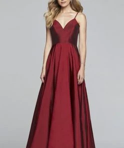 Formal Gowns Faviana - S10249 Sleeveless V-neck Taffeta Ballgown 7 Formal Gowns Faviana - S10249 Sleeveless V-neck Taffeta Ballgown