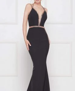 Colors Dress Glow By Colors - Metallic Beaded Plunge Trumpet Gown G810 - 1 Pc Deep Green In Size 8 Available