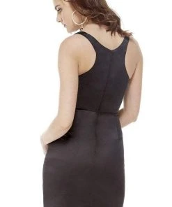 Harper And Lemon - 22102 Fitted V-Neck Sheath Cocktail Dress