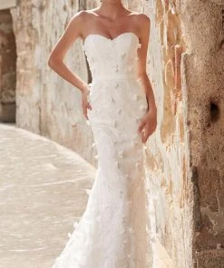 J'Adore Dresses - J15020 Floral Applique Sweetheart Mermaid Gown