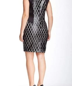 Jax - 2PYR57Q Crisscross Trim Cutout Dress