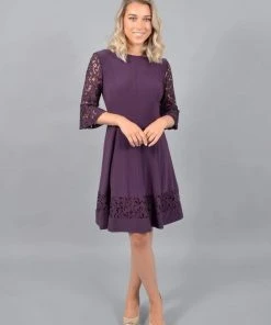 Jessica Howard - JH9M3024 Lace Embroidered Jersey A-Line Dress Cocktail Dresses