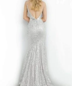 Jovani - 62517 Embellished Embroidered Deep V-neck Trumpet Dress