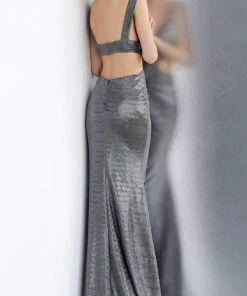 JVN By Jovani Jovani - JVN65600 Sleeveless Plunging V-neck Trumpet Dress With Train