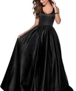 Formal Gowns La Femme - 28281 Low Scoop Neck Pleated Ballgown - 1 Pc Black In Size 10 Available