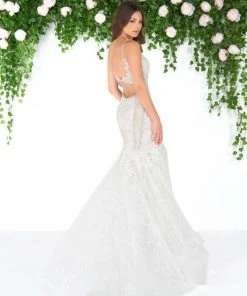 Mac Duggal - 79158D Bejeweled V-neck Trumpet Dress