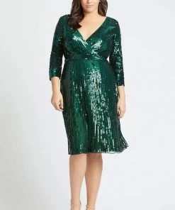 Cocktail Dresses Mac Duggal Fabulouss - 4841F Sequined Knee-Length Dress