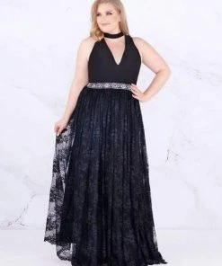 Mac Duggal Fabulouss - 77529F High Halter Lace A-line Dress