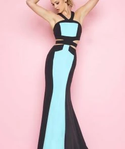 Mac Duggal - Flash Style 11081L Formal Gowns