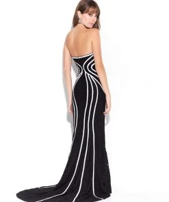 Madison James - 17-232 Dress Formal Gowns