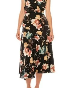 Cocktail Dresses Maggy London - G3784M Tea Length Floral Surplice Dress 15 Cocktail Dresses Maggy London - G3784M Tea Length Floral Surplice Dress