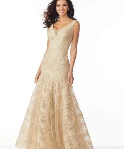 MGNY By Mori Lee - 71827 Beaded Appliqued Plunging V-Neck Dress