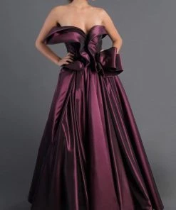 MNM COUTURE - 2313 Sweetheart Neckline And Wide Straps Formal Gowns