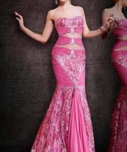 MNM Couture - 7991 Bejeweled Sweetheart Sheath Dress