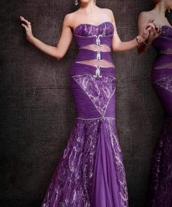 MNM Couture - 7991 Bejeweled Sweetheart Sheath Dress