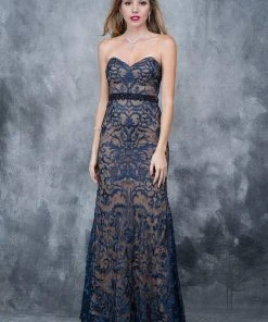 Nina Canacci - 2120 Embroidered Sweetheart Sheath Dress