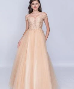 Nina Canacci - 6027 Lace Plunging Off-Shoulder Ballgown Formal Gowns