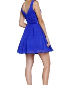 Cocktail Dresses Nox Anabel - 6242 Ruched V-Neck A-line Cocktail Dress