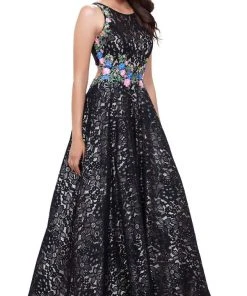 Nox Anabel - 8281 Sleeveless Embroidered Lace Scoop A-line Dress Formal Gowns