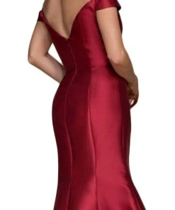 Nox Anabel - C004 Plunge Detailed Off Shoulder Mikado Trumpet Evening Gown