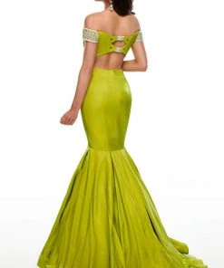 Rachel Allan Prom - 7016 Embellished Deep Off-Shoulder Mermaid Dress