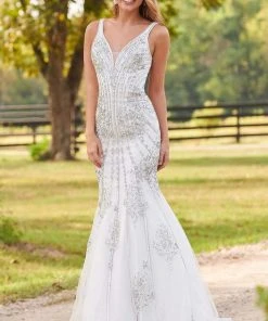 Rachel Allan Prom - 7103 Beaded V-Neck Mermaid Dress