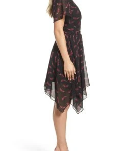 Sam Edelman - 61F010 Feather Print Handkerchief Hem Dress