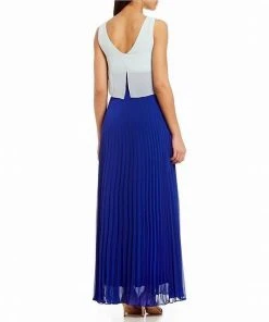 Sangria - DWKO624 Sleeveless Popover Accordion Dress 12 Sangria - DWKO624 Sleeveless Popover Accordion Dress