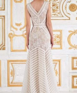 Formal Gowns Tadashi Shoji - Lace V-Neck Zigzag A-Line Evening Dress - 1 Pc Ivory/Petal In Size 8 Available 5 Formal Gowns Tadashi Shoji - Lace V-Neck Zigzag A-Line Evening Dress - 1 Pc Ivory/Petal In Size 8 Available