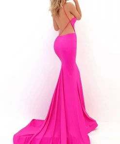 Tarik Ediz - 50670 Plunging Halter Neck Trumpet Dress With Train Formal Gowns