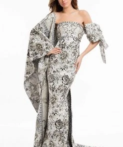 Terani Couture - 1821E7143 Two Toned Gown With Bow And Shawl