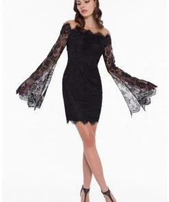 Terani Couture - 1825H7935 Embellished Lace Sheath Cocktail Dress