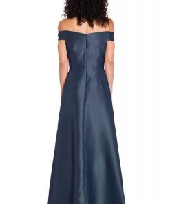 Adrianna Papell - AP1E205108 Off-Shoulder Pleated Mikado A-line Dress