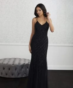 Adrianna Papell Platinum - 40225 Crosshatch Bead Pattern Trumpet Gown