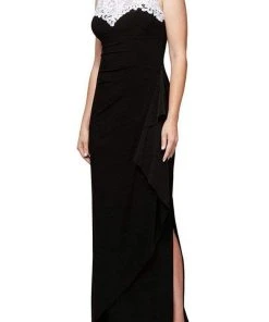 Alex Evenings - 2351423 Embroidered Lace Neckline Matte Jersey Dress