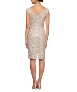 Alex Evenings - 81122241 Cap Sleeves Corded Lace Short Dress