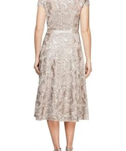 Alex Evenings - 81122370 Jewel Embroidered Tea-Length Dress
