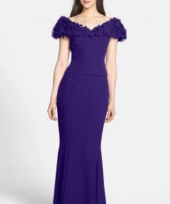 Alexander By Daymor - 2003 Rosette Ruffles Off Shoulder Evening Dress 14 Alexander By Daymor - 2003 Rosette Ruffles Off Shoulder Evening Dress