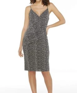 Alyce Paris - 27413 V Neck Textured Knit Fitted Dress