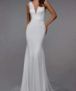 Alyce Paris - 7021 V Neck Crepe Bridal Dress